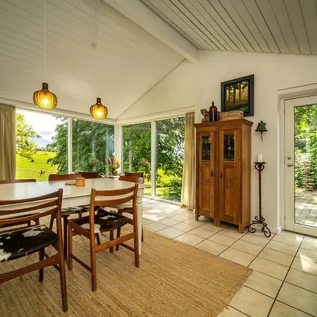 With Fjord Views At Harre Vig Prázdninový dům Roslev